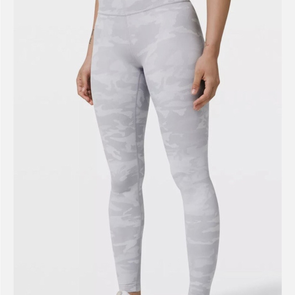 Lululemon Wunder Under Incognito Camo Jacquard Alpine White Camo